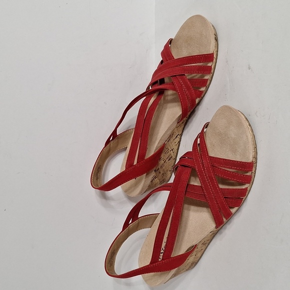 Life Stride (NEW) Red Mallory Stretch Strappy Wedge Comfort Sandals Size 9 - Picture 1 of 11